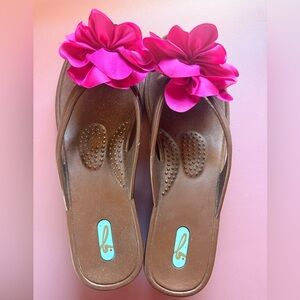 OKA b. Brown Flip Flop Sandals with Bright Pink Flower